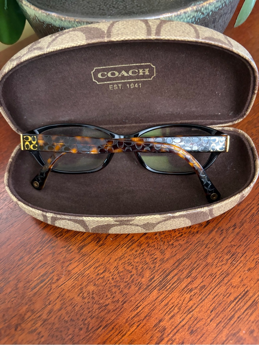 Coach Reading Glasses and Coach Case Signature Detail On Glasses - Picture 2 of 8